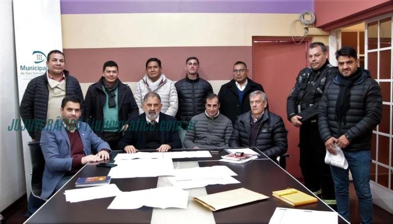 El gobernador Sadir inauguró el Parque Urbano del barrio Túpac Amaru en Alto Comedero 9 El gobernador Sadir inauguró el Parque Urbano del barrio Túpac Amaru en Alto Comedero 16